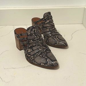 Report snakeskin print mules, size 8.5